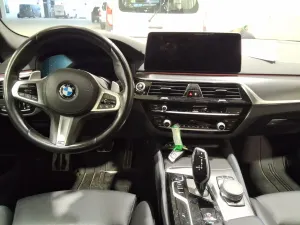 BMW 5 Series Touring 520d M Sport 2021