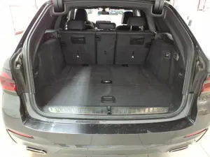 BMW 5 Series Touring 520d 2023