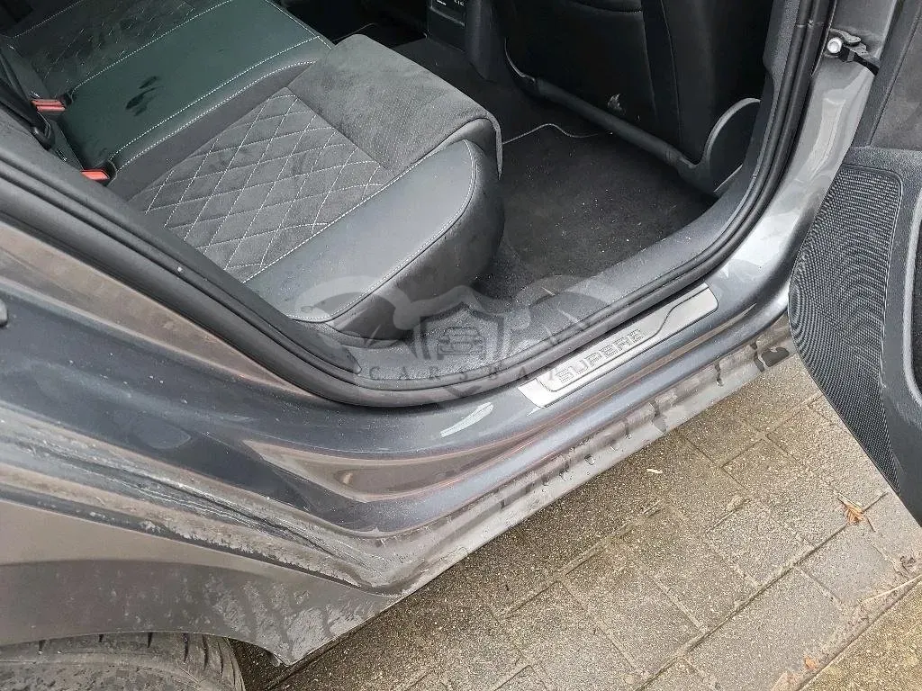 Skoda Superb Combi 1.5 TSI Sportline 2024