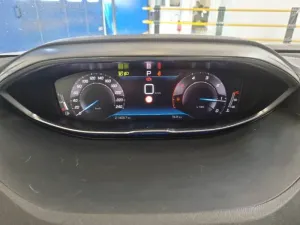 Peugeot 5008 1.5 HDI Allure Pack 2021