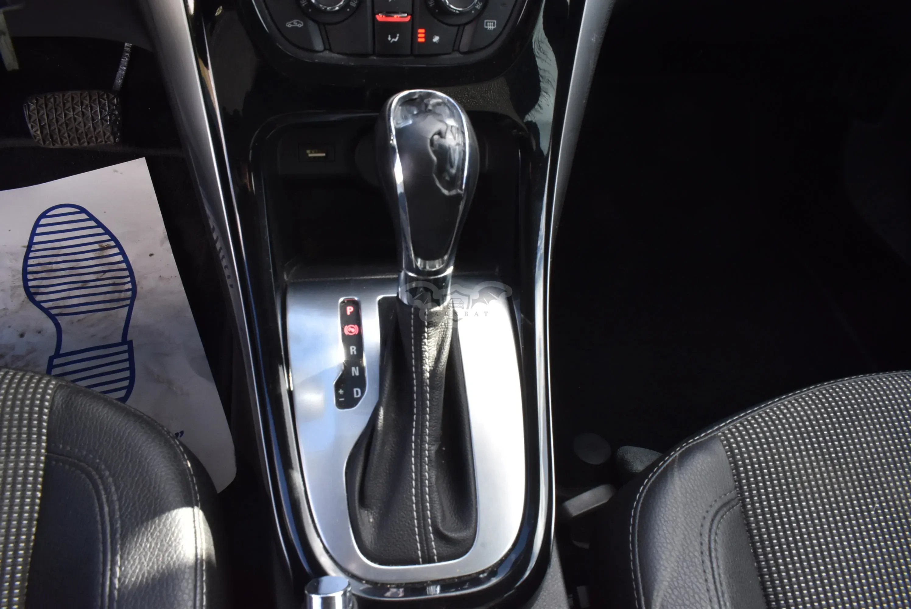 Opel Astra 1.6 Enjoy 2015