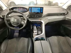 Peugeot 3008 1.5 HDI Allure Pack 2021