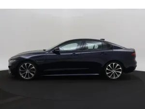 Jaguar XE 2.0 R-Dynamic HSE 2020