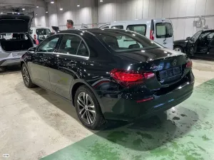 Mercedes-Benz A 250e Business Solution 2023