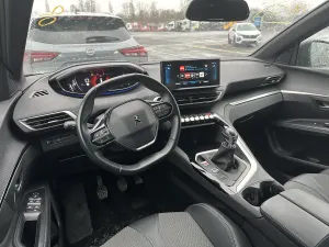 Peugeot 3008 1.2i Allure Pack 2023
