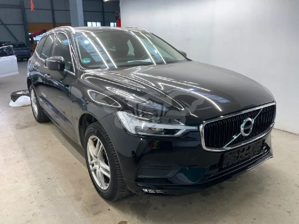 Volvo XC60 D4 Momentum Pro 2019
