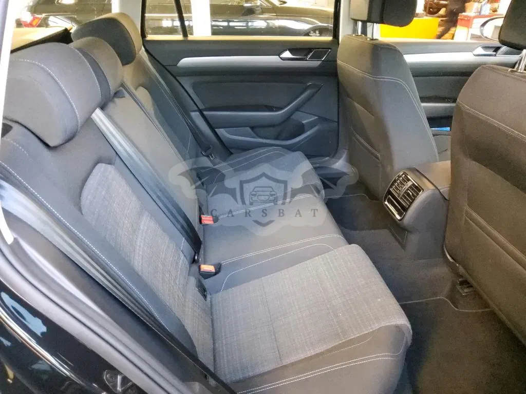 Volkswagen Passat Variant 2.0 TDI Business 2022