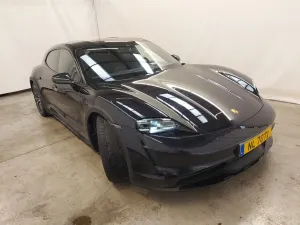 Porsche Taycan 4 Cross Turismo 2023