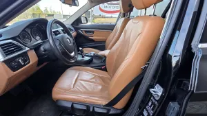 BMW 3 Series Touring 318i Luxury 2018