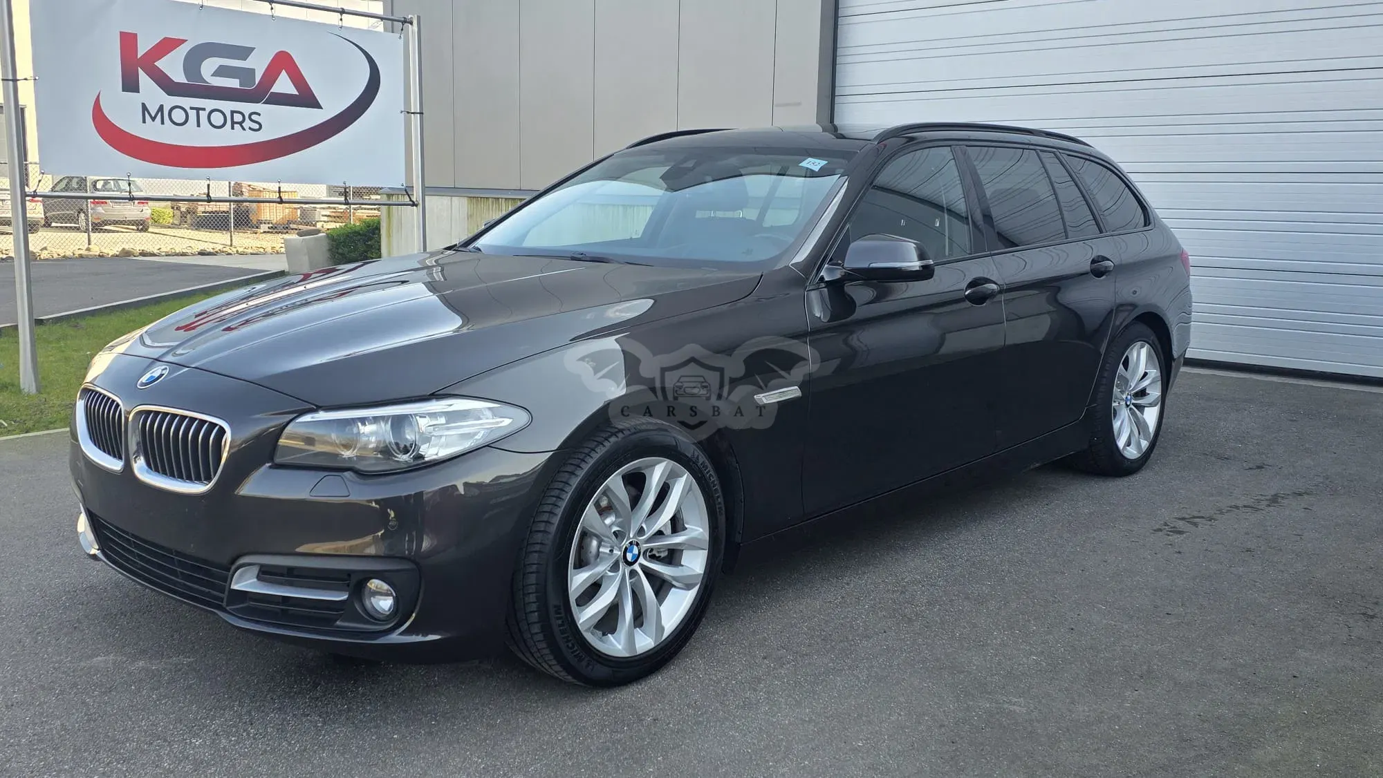 BMW 5 Series Touring 518 Exclusive 2016