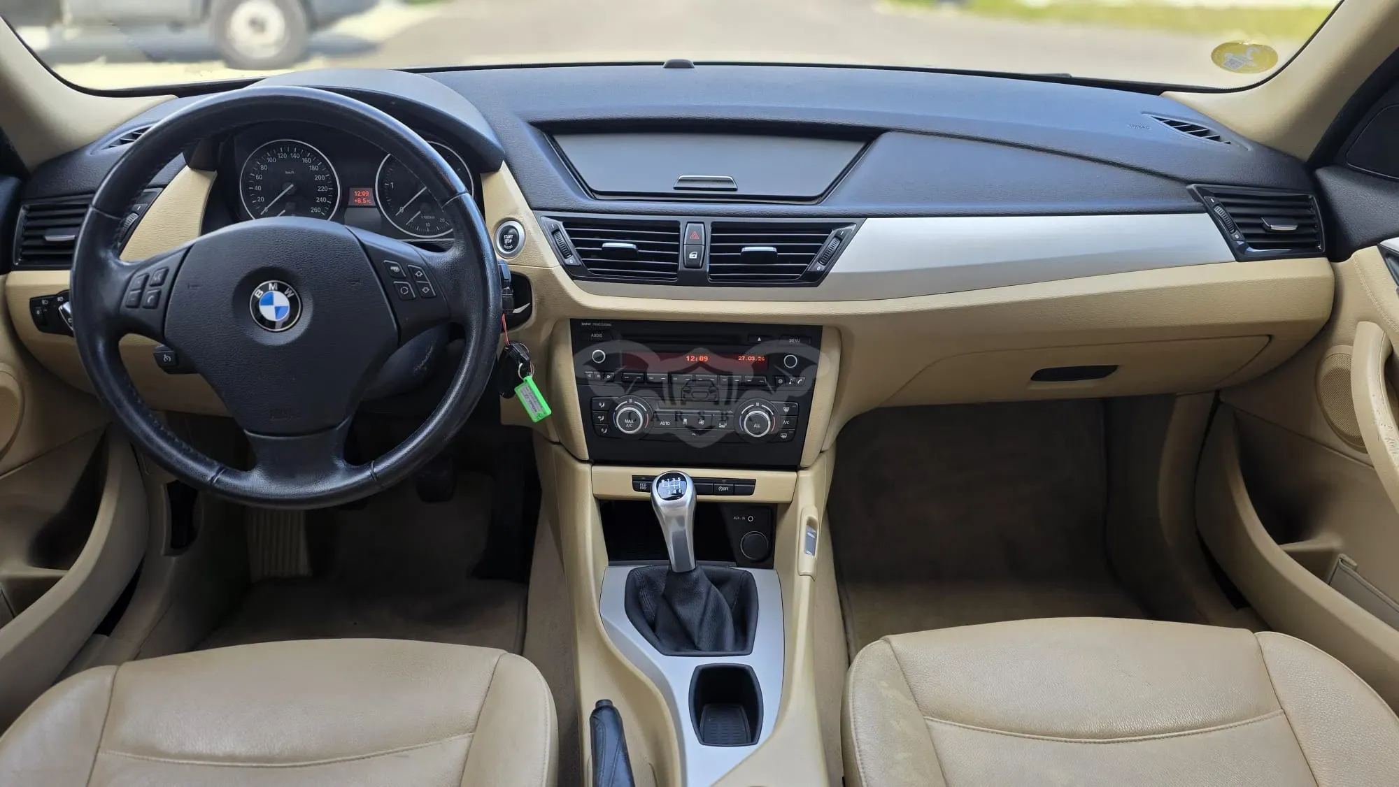 BMW X1 18 Business 2014