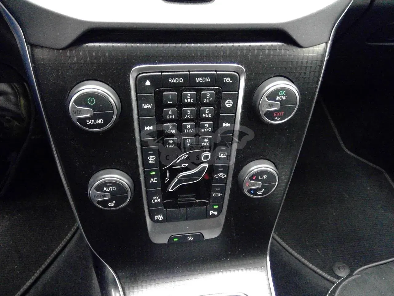 Volvo V40 T3 R-Design 2019