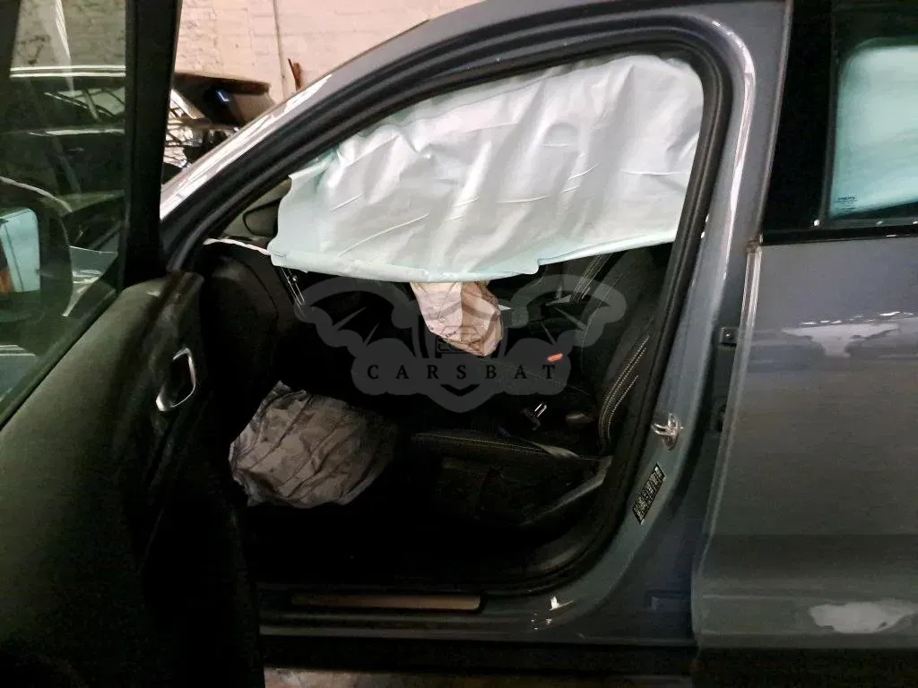 Volvo C40 67 kWh Plus 2023