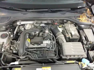 Volkswagen Golf 1.0 eTSI Life 2022