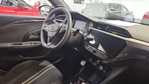 Opel Corsa 1.2 GS 2025