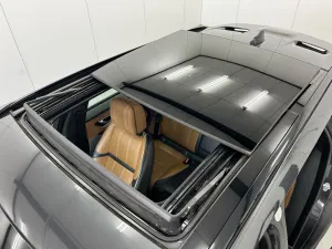 Land Rover Range Rover Velar 3.0 D300 R-Dynamic HSE 2018