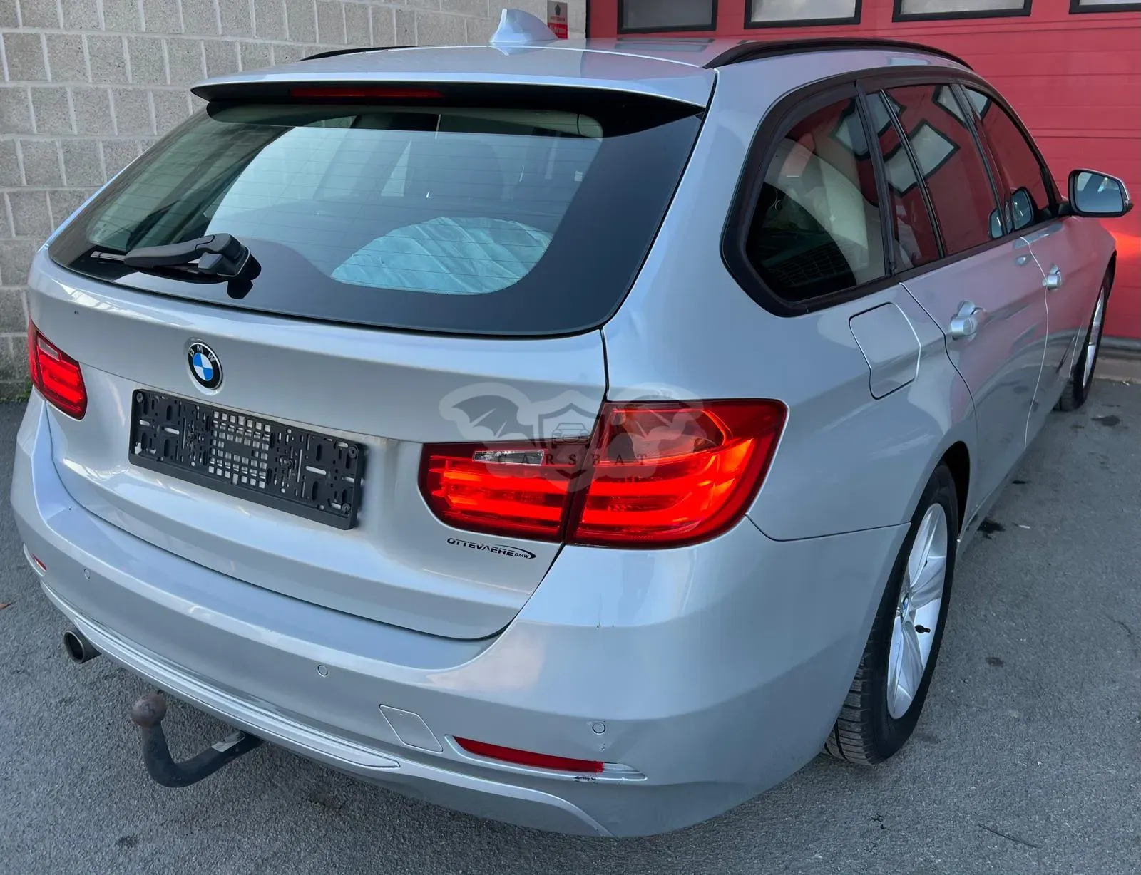 BMW 3 Series Touring 318d 2013
