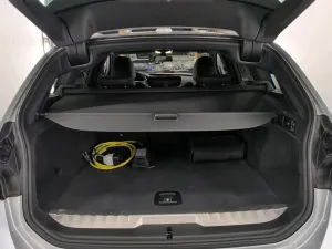 BMW 3 Series Touring 330e 2021