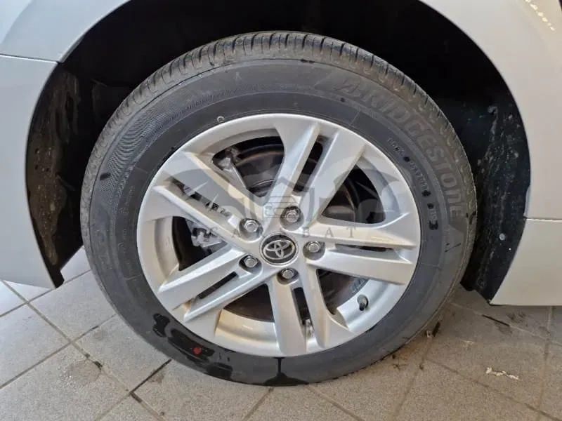 Toyota Corolla Touring Sports 1.8 Business 2021