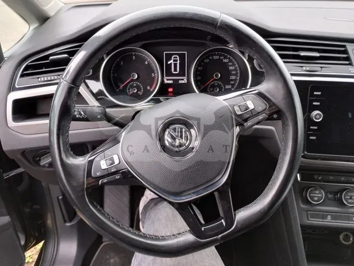 Volkswagen Touran 1.6 TDI Business 2018