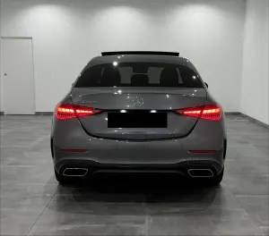 Mercedes-Benz C 300de AMG Line 2024