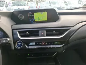 Lexus UX 250h Business 2021