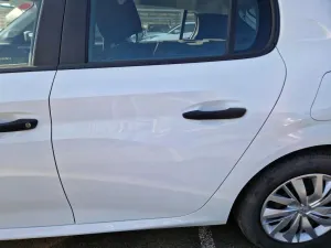 Peugeot 208 1.5 HDI Premium 2021
