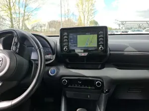 Toyota Yaris 1.5 Dynamic Business 2023