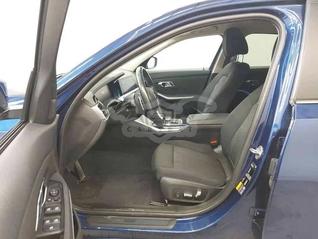 BMW 3 Series 330e Lounge 2019