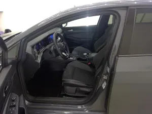 Volkswagen Golf 1.5 eTSI R-Line 2021