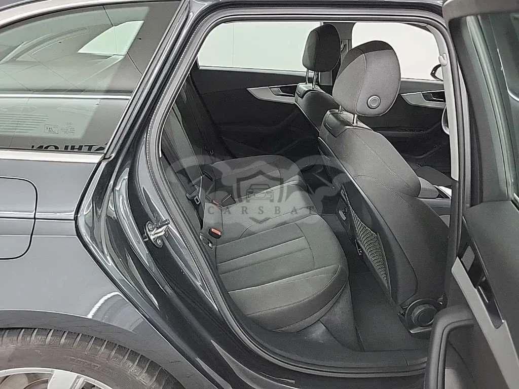 Audi A4 Avant 35 TFSI Advanced 2023