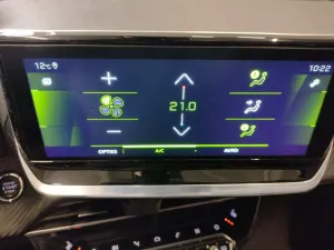 Peugeot 2008 1.2 Allure 2021