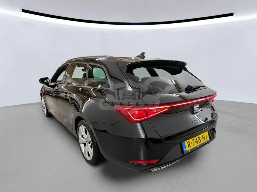 Seat Leon Sportstourer 2.0 TDI FR Business Intense 2022
