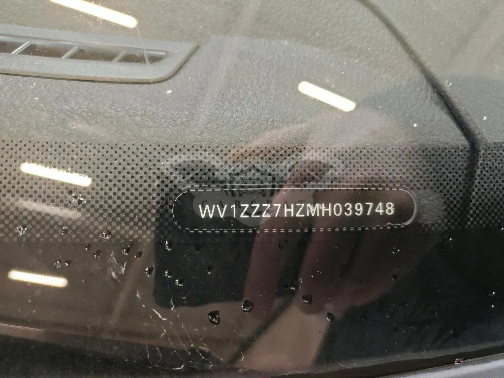 Volkswagen Transporter L2H1 2.0 TDI 2021