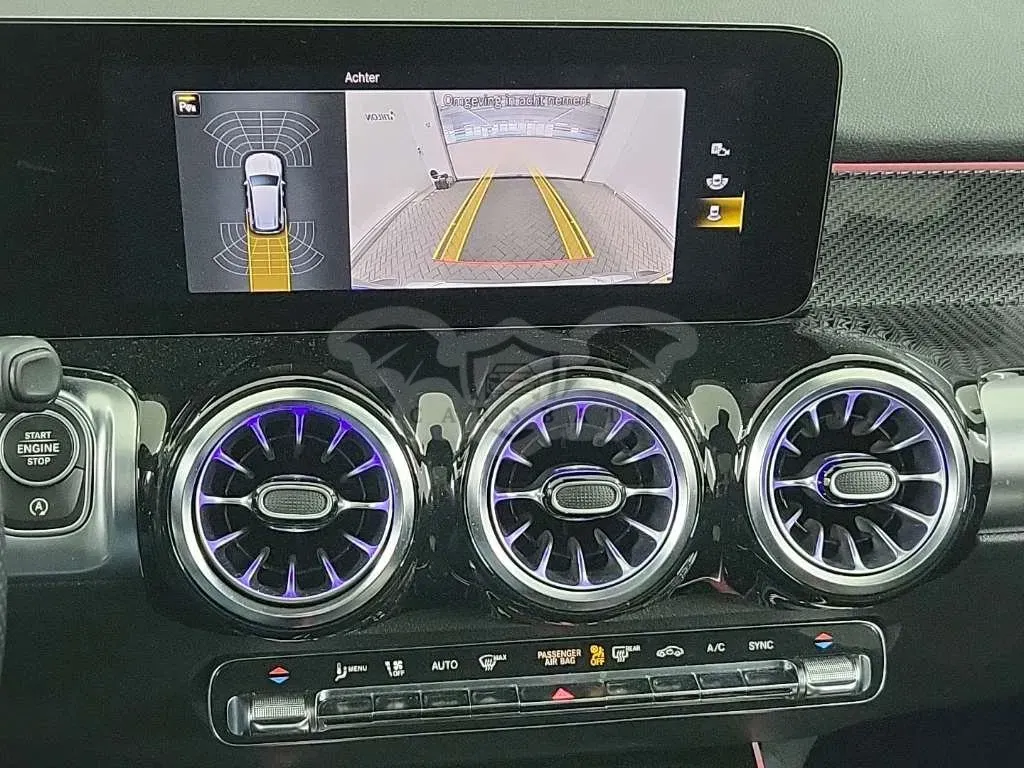 Mercedes-Benz GLB 180 AMG Line 2023