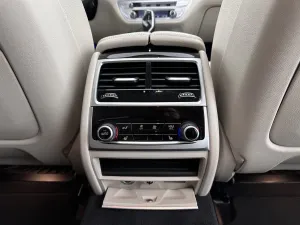 BMW 7 Series Long 745e 2020