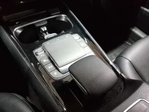 Mercedes-Benz GLB 200d 2023