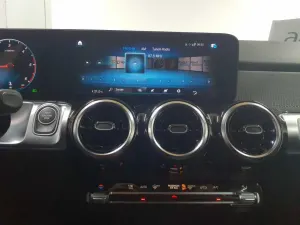 Mercedes-Benz GLB 220d Style 2023
