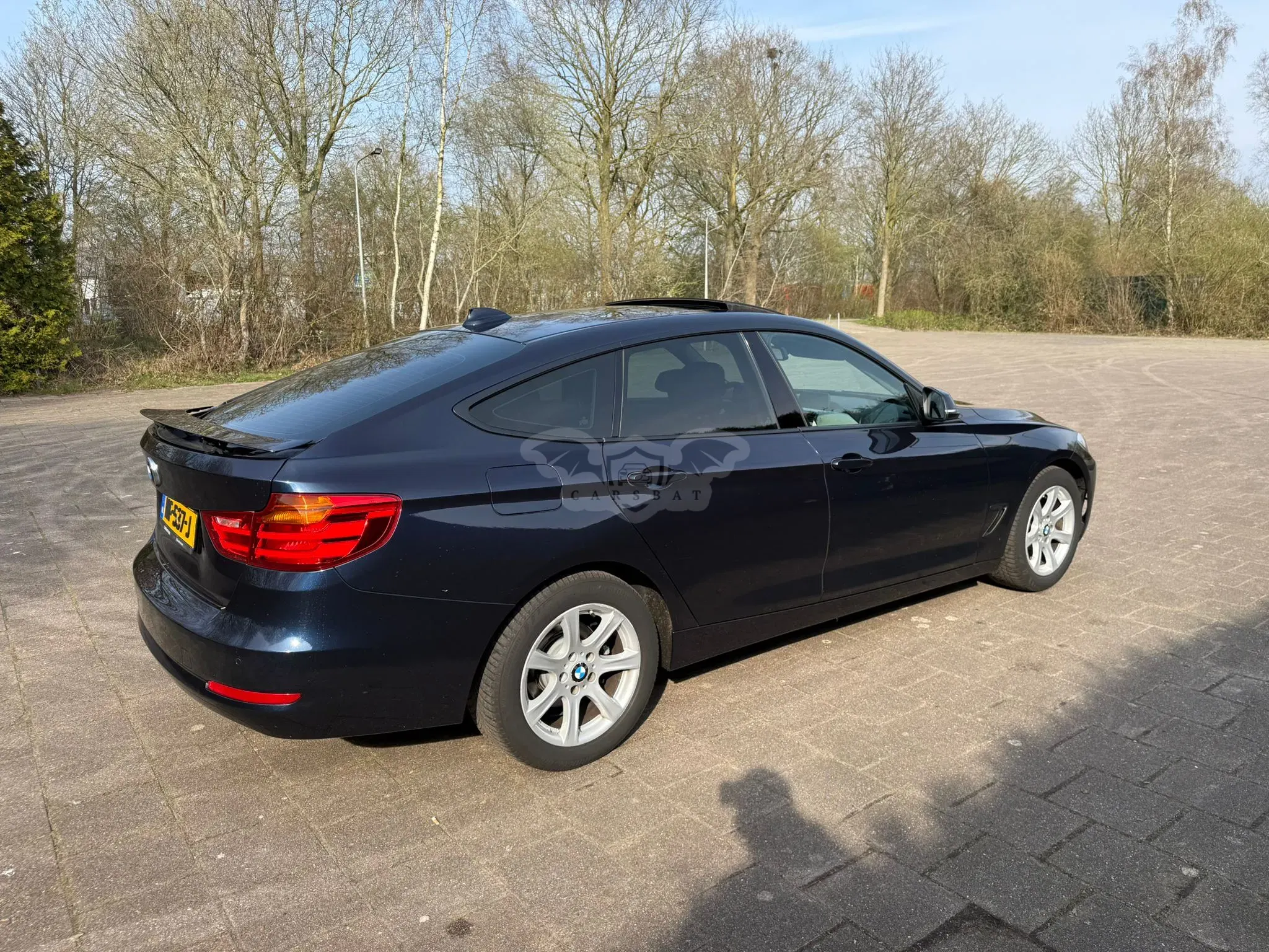 BMW 3 Series GT 318d ES 2015