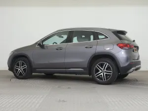 Mercedes-Benz GLA 180 Business Solution 2022