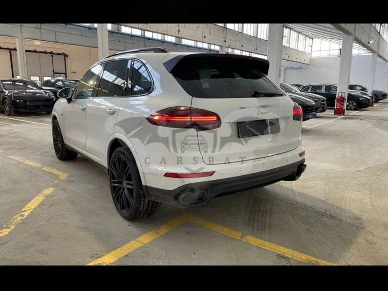 Porsche Cayenne 3.0 Platinum 2018