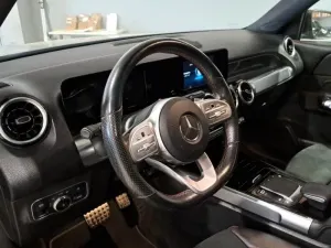 Mercedes-Benz GLB 200 2021