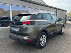 Peugeot 3008 1.2i Active 2017