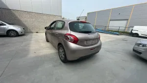 Peugeot 208 1.2i Active 2013