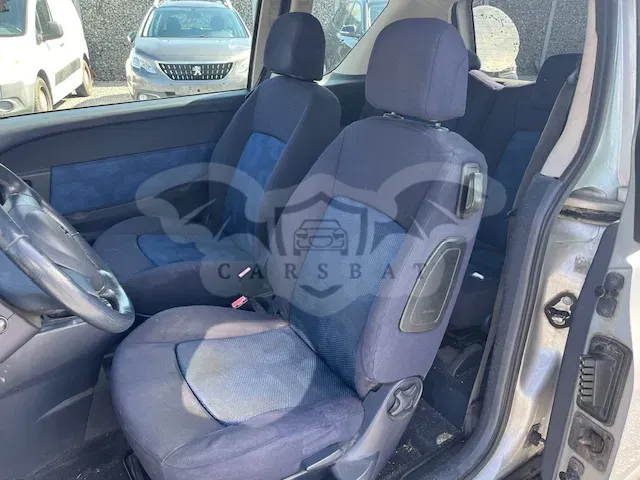 Peugeot 1007 1.4 HDI Trendy 2013