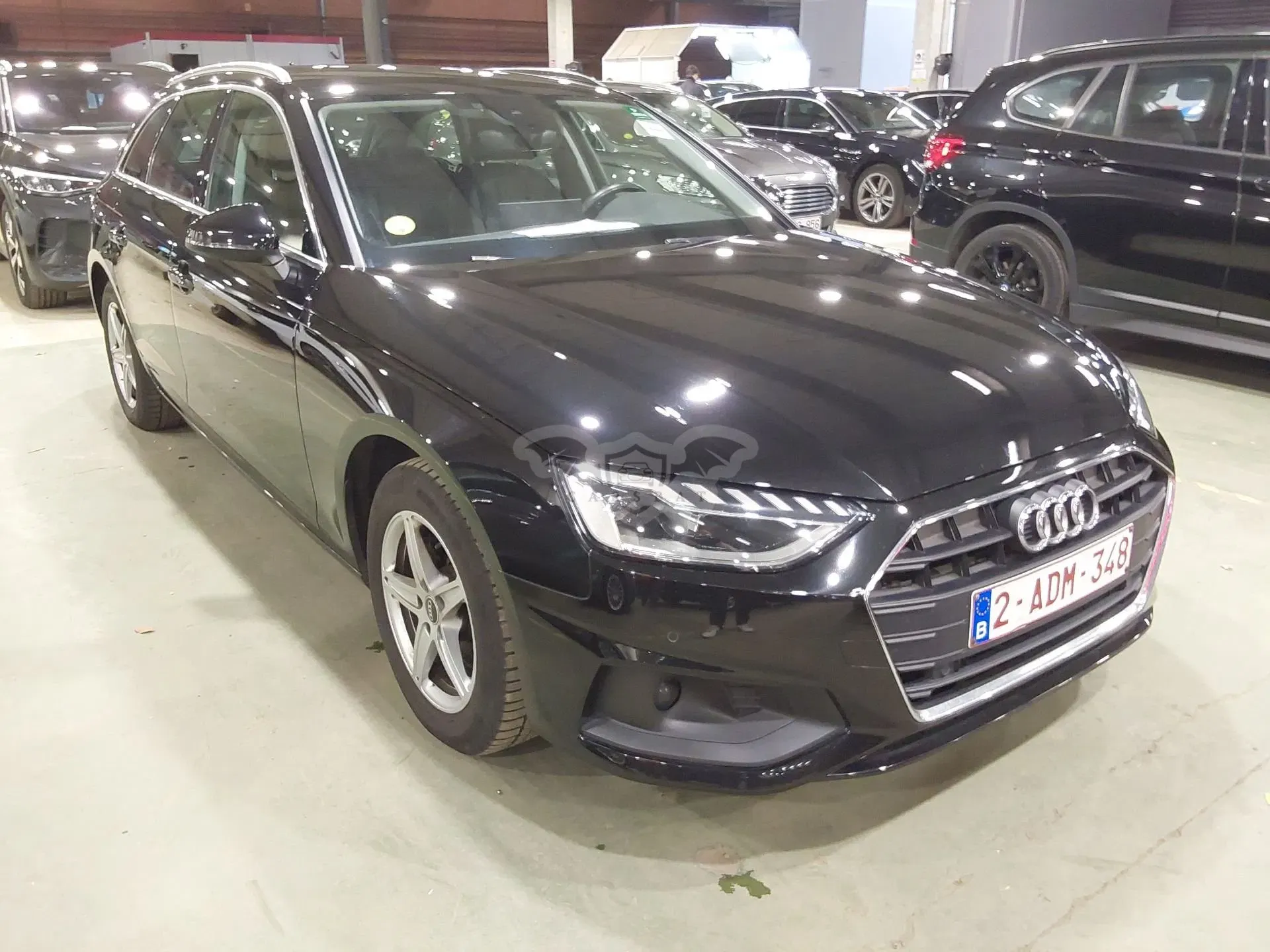 Audi A4 Avant 30 TDI Business 2021