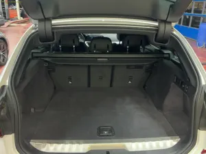BMW 3 Series Touring 330e M Sport 2022