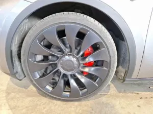 Tesla Model Y Performance 78 kWh 2024