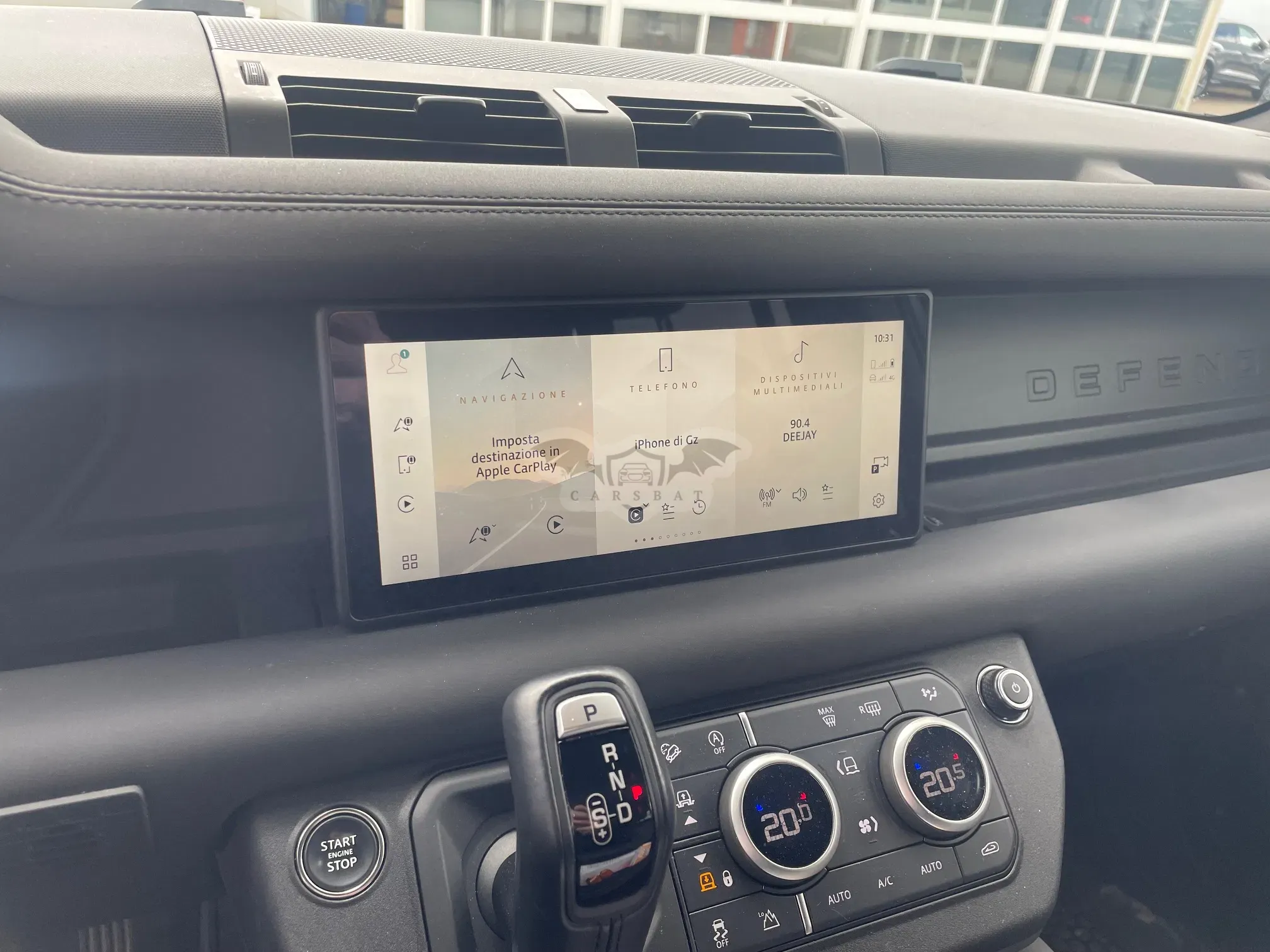 Land Rover Defender 110 3.0 SE 2024