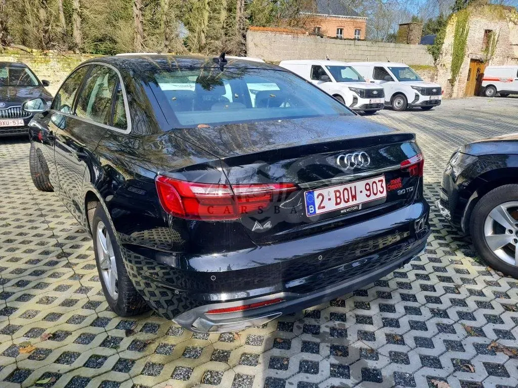 Audi A4 30 TDI Attraction 2022